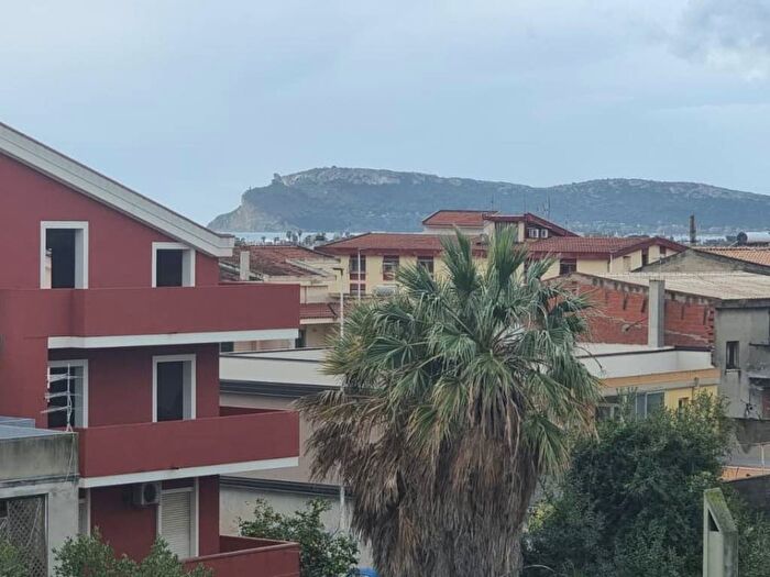 Appartamento bilocale in affitto in Via Ippolito Pindemonte, Quartu, Quartu SantElena