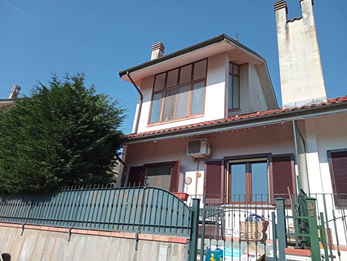 Casa quadrilocale in vendita in Via Chieri, Poirino