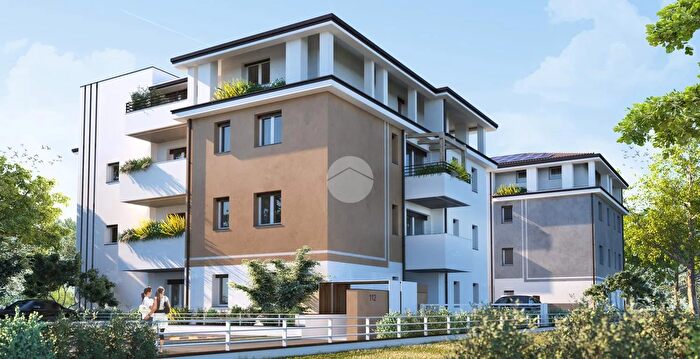 Appartamento trilocale in vendita in Via Popilia, Rimini