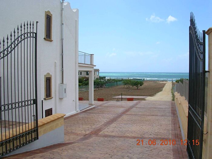 Appartamento trilocale in affitto in Contrada Fiori Sud, Menfi