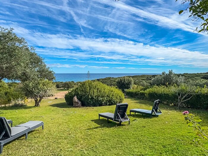 Casa trilocale in vendita in Via Santa Giusta, Castiadas