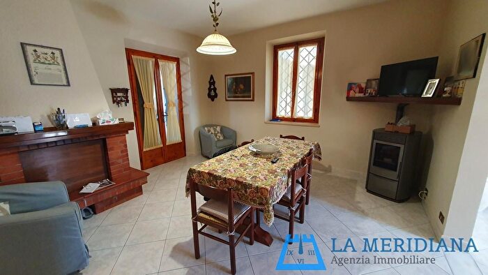 Appartamento con 5 locali in vendita in Larciano