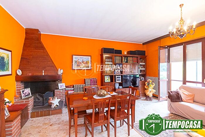 Appartamento quadrilocale in vendita in Via Don Lacchini, SantAngelo Lodigiano