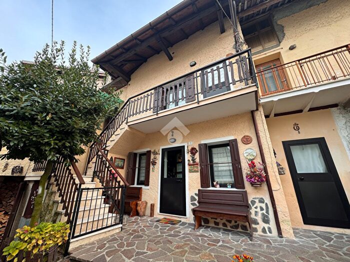 Casa trilocale in vendita in Via Italo Balbo, Seren Del Grappa
