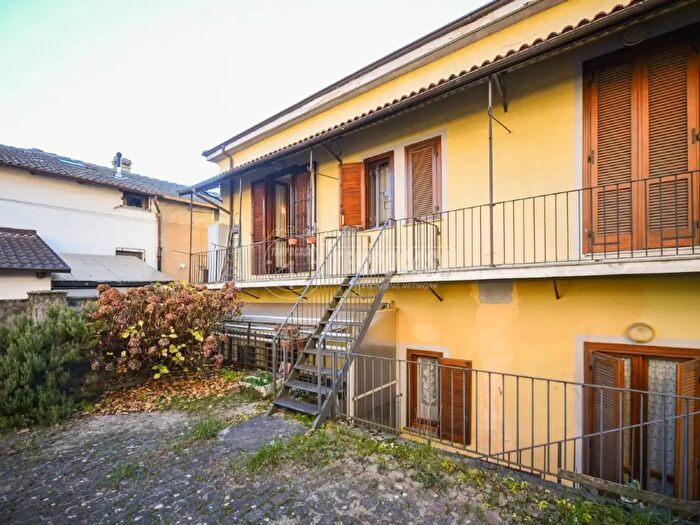 Case in Vendita e in Affitto - 2
