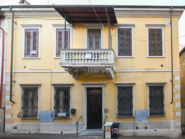Appartamento bilocale in affitto in Via Matteotti, Coazze