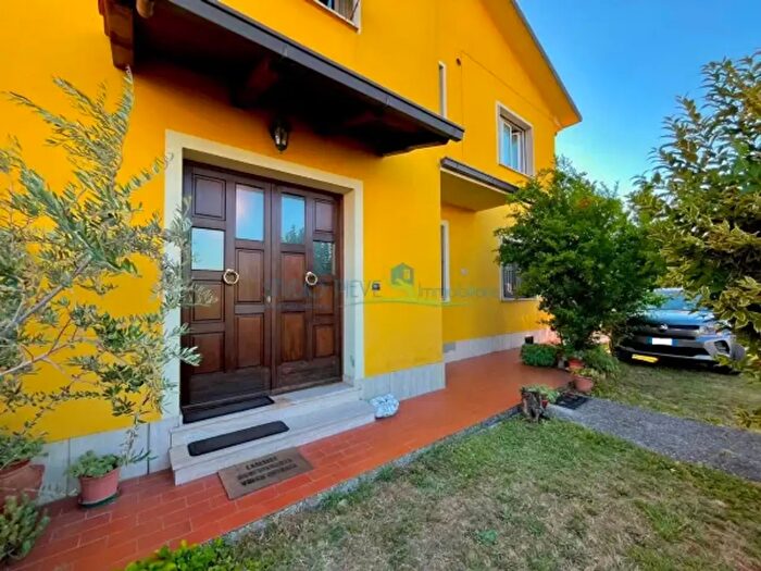 Appartamento quadrilocale in vendita in Via Bruceto, Massa E Cozzile
