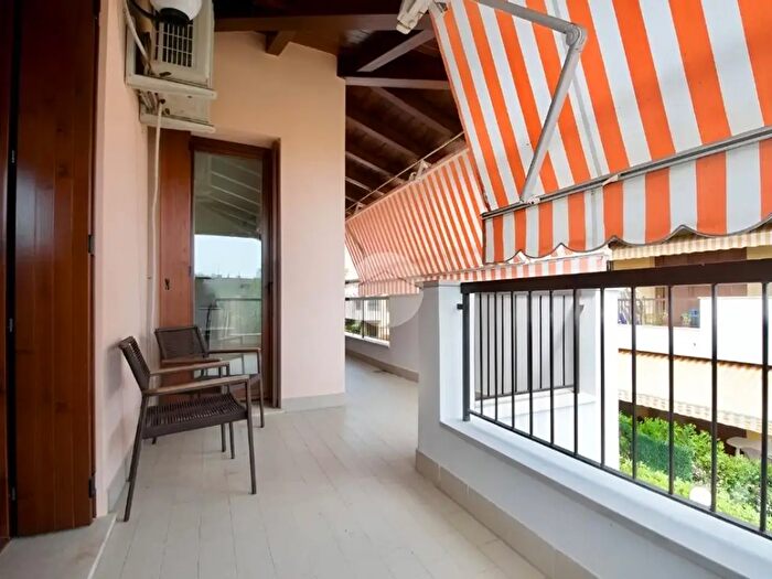 Appartamento bilocale in vendita in Via Caravaggio, Sirmione