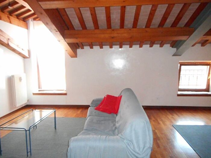 Appartamento trilocale in affitto in Viale Roma, Centro Storico, Vicenza