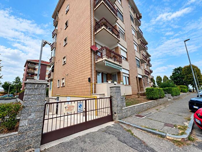 Appartamento bilocale in affitto in Via Torino, Piossasco