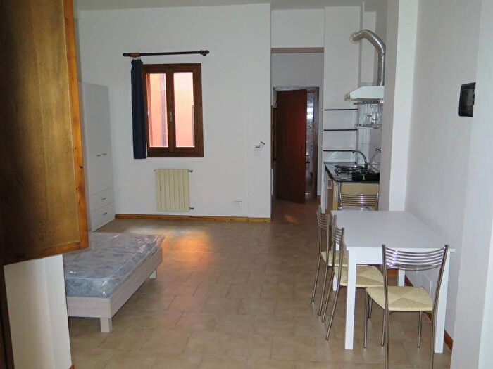 Appartamento monolocale in affitto in Via San Felice, San Felice, Bologna
