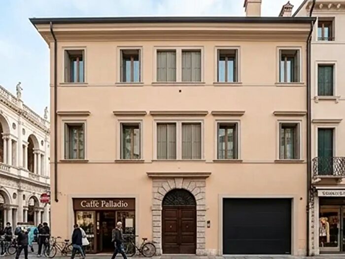 Casa con 6 locali in vendita in Corso Antonio Fogazzaro, Vicenza