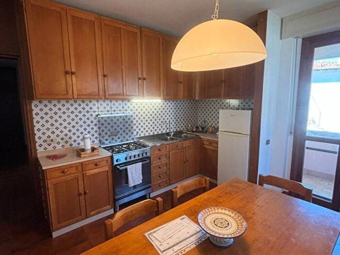 Appartamento quadrilocale in affitto in Via del Brennero, San Francesco, Pisa