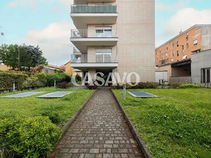 Appartamento bilocale in vendita in Via Ponte Nuovo, Milano