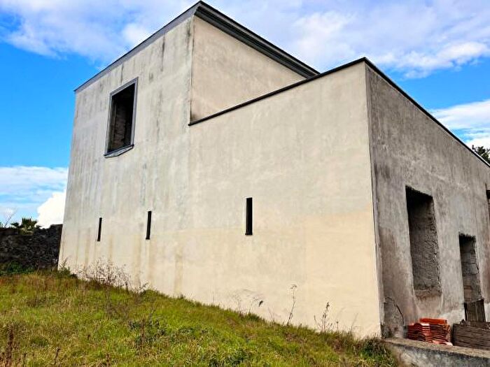 Casa con 6 locali in vendita in Via San Gennarello, Pollena Trocchia