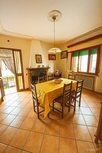 Appartamento trilocale in vendita in Bibbona