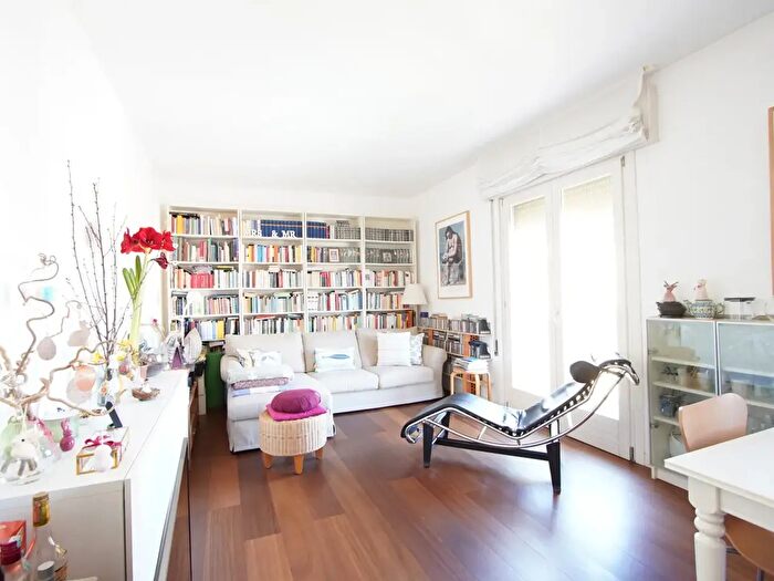 Appartamento trilocale in vendita in Via Bissuola, Venezia