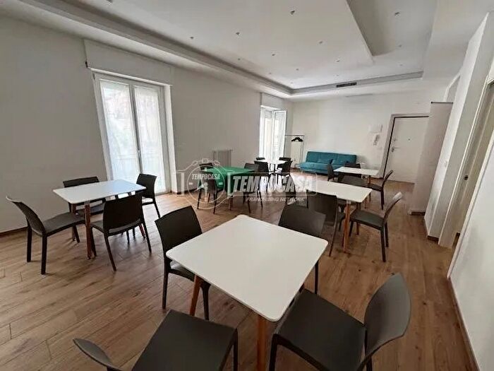 Appartamento quadrilocale in vendita in Via a Cesare Carelli, Foggia