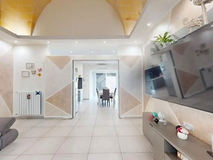 Casa trilocale in vendita in Via Castelfidardo, Cellino San Marco