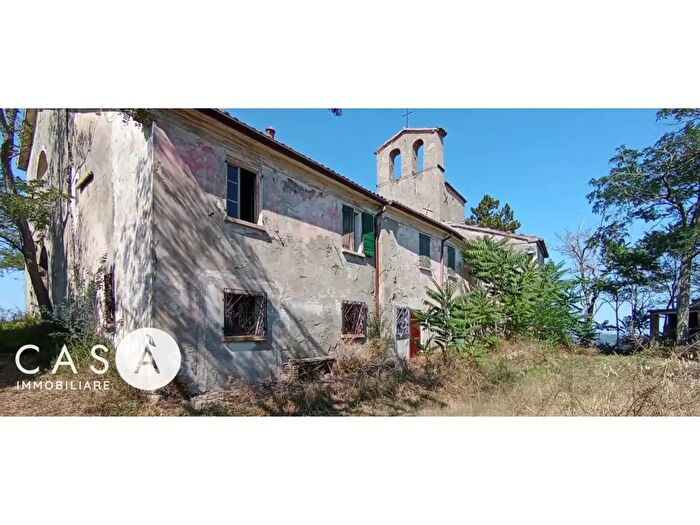 Casa con 10 locali in vendita in Via Garampa, Cesena