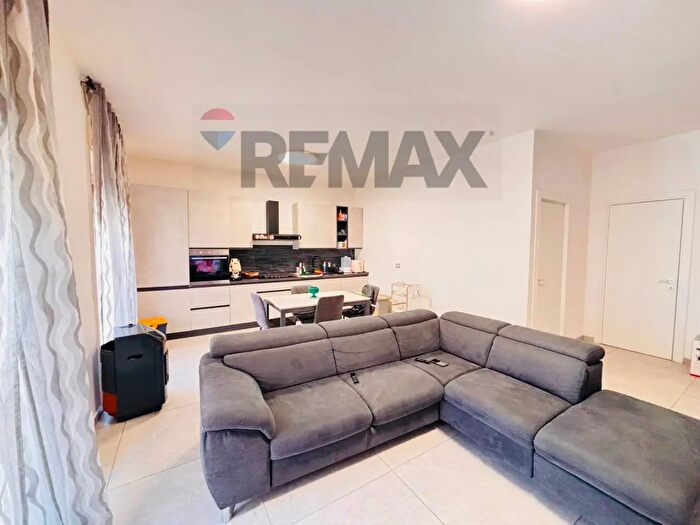 Appartamento trilocale in vendita in Via Monteforte, Siracusa