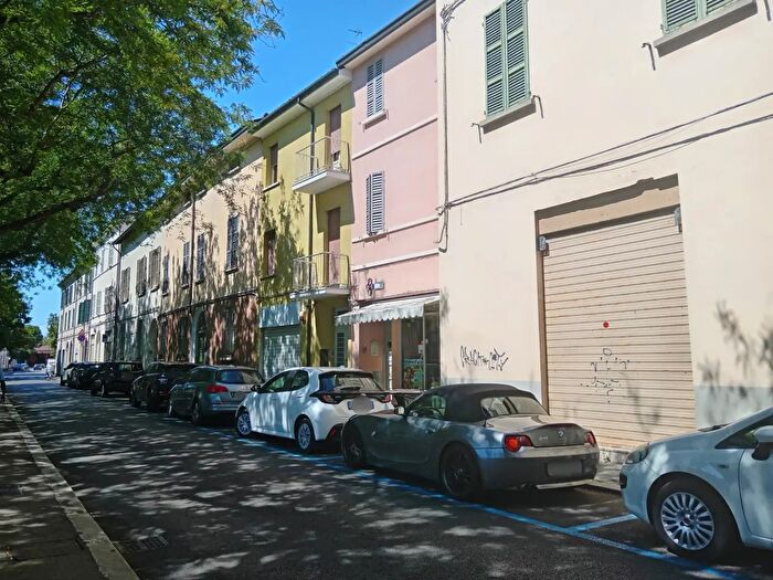 Casa con 5 locali in vendita in Faenza