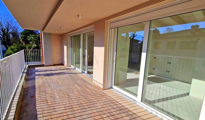 Appartamento quadrilocale in vendita in Treviso Via Giacinto Gallina, Treviso