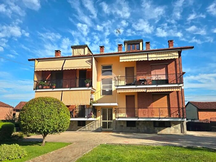 Appartamento trilocale in vendita in Via Martiri della Libertà, Cavallermaggiore