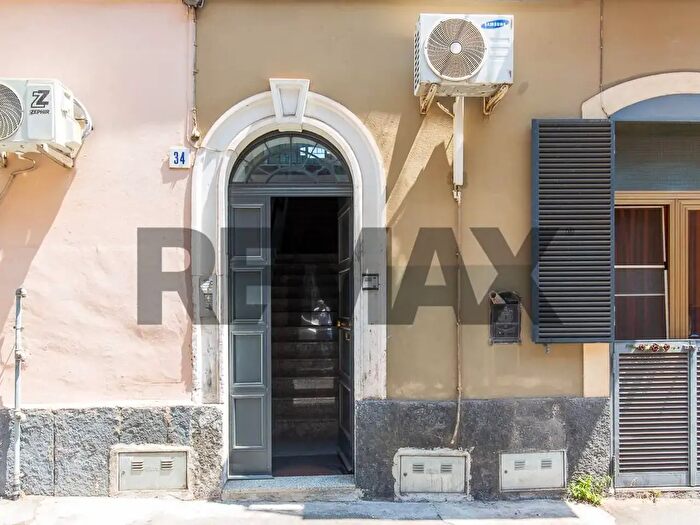 Casa quadrilocale in affitto in Via Bonforte, Catania
