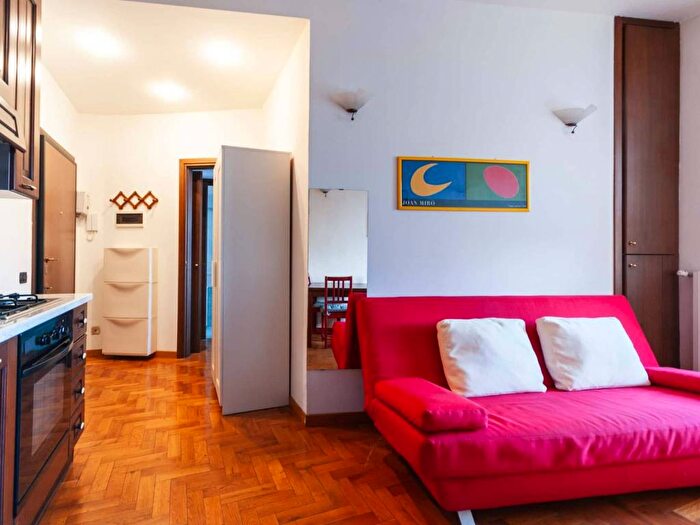 Appartamento monolocale in affitto in Via Lazzaro Papi, Porta Romana Medaglie d'Oro, Milano