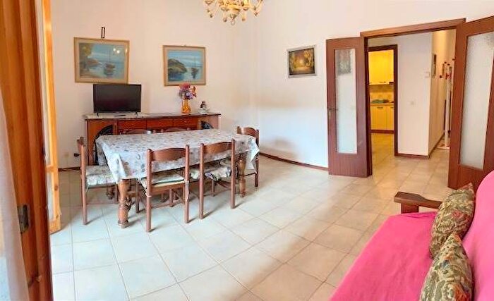 Appartamento quadrilocale in affitto in via Palermo, Cassarello Senzuno Salciaina, Follonica