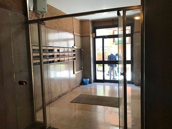 Appartamento trilocale in affitto in Via di Val Tellina, Colli Portuensi Casaletto, Roma