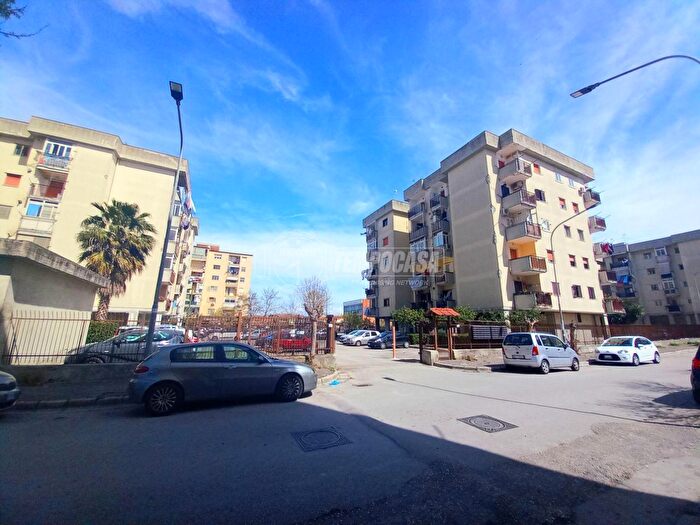 Appartamento con 5 locali in vendita in Via Giorgio Amendola, Villaricca