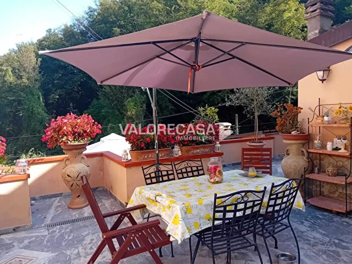 Casa con 5 locali in vendita in Carrara