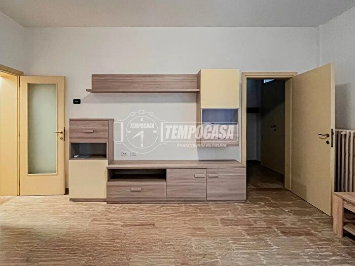 Casa con 6 locali in vendita in Via Allodola, Cervia