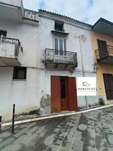 Appartamento quadrilocale in vendita in Via Roma, Quadrelle