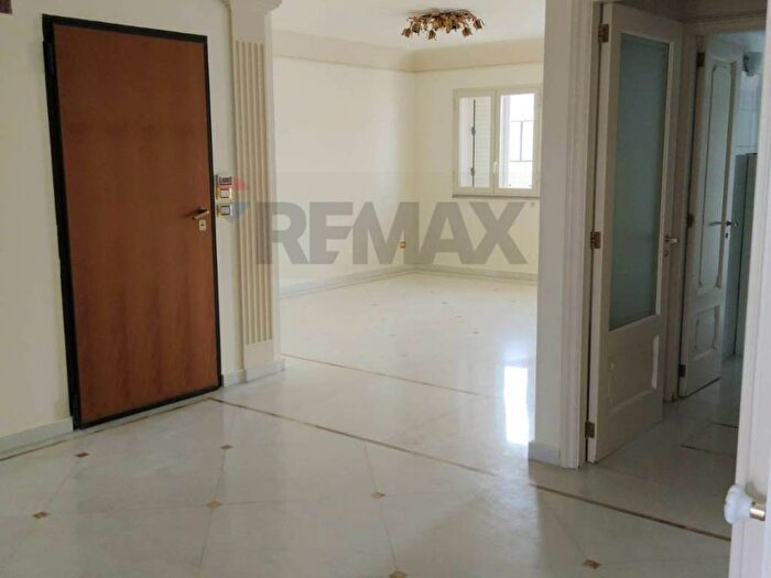 Appartamento con 6 locali in affitto in Via Alcide de Gasperi, Paternò