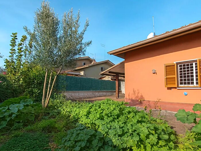 Casa trilocale in vendita in Via Italo Chirieletti, Cerveteri