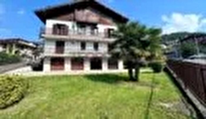 Appartamento trilocale in vendita in Parre