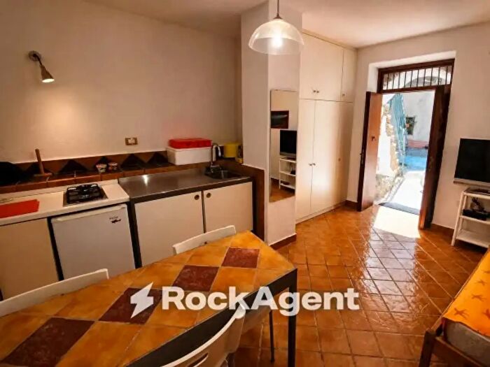 Casa monolocale in vendita in Via Amedeo Barletta, San Nicola Arcella