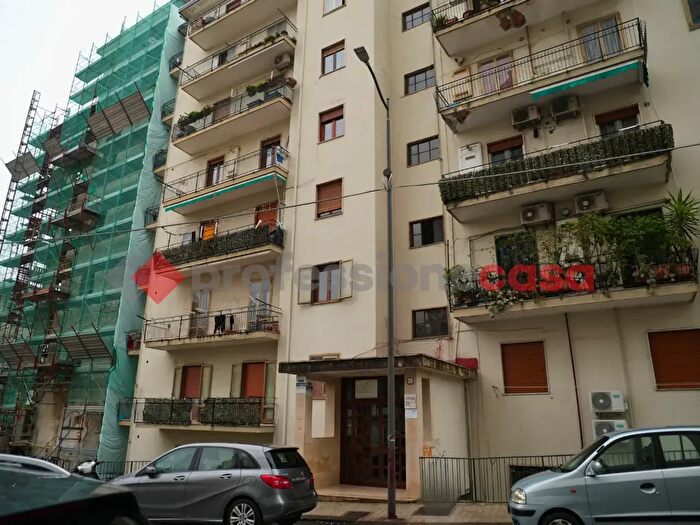 Appartamento quadrilocale in vendita in Via Vocca Paolo Astronomo, Salerno