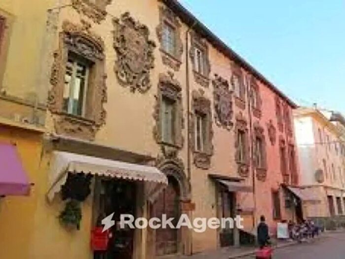 Appartamento con 5 locali in vendita in Borgo Val Di Taro