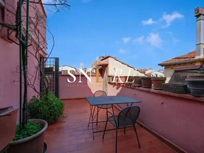 Appartamento con 6 locali in vendita in Via dei Pandolfini, Firenze