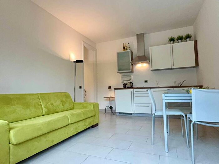 Appartamento bilocale in affitto in Località Mondragon di Sopra, Lazise