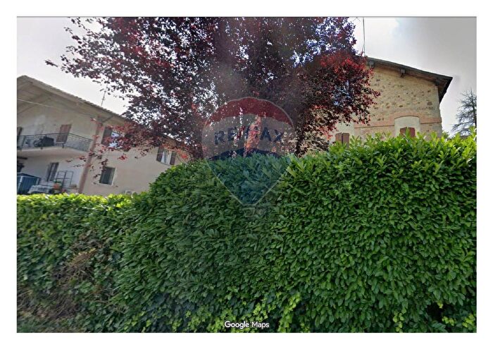 Appartamento con 9 locali in vendita in Scandiano