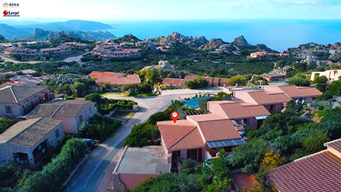 Casa bilocale in vendita in Via LI Streghi Snc, Trinità dAgultu e Vignola