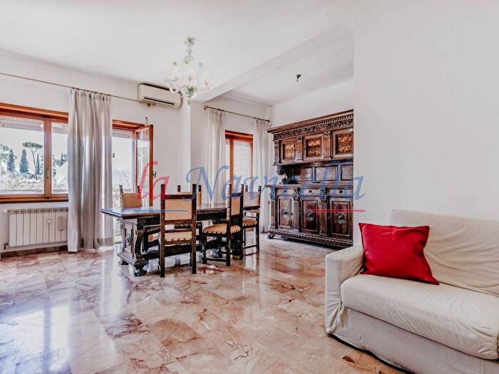 Appartamento trilocale in affitto in Via Enrico Albanese, Villa Bonelli, Roma