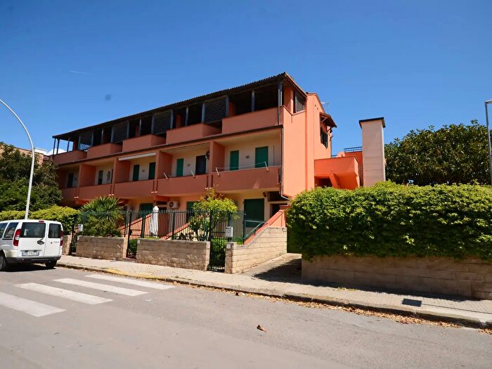 Appartamento con 9 locali in vendita in Alghero