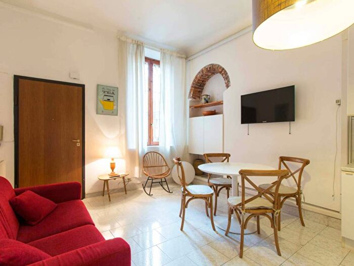 Appartamento bilocale in affitto in Via Vigevano, Navigli Darsena, Milano