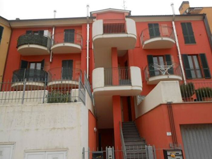 Appartamento con 5 locali in vendita in Via Montegrappa, Jesi